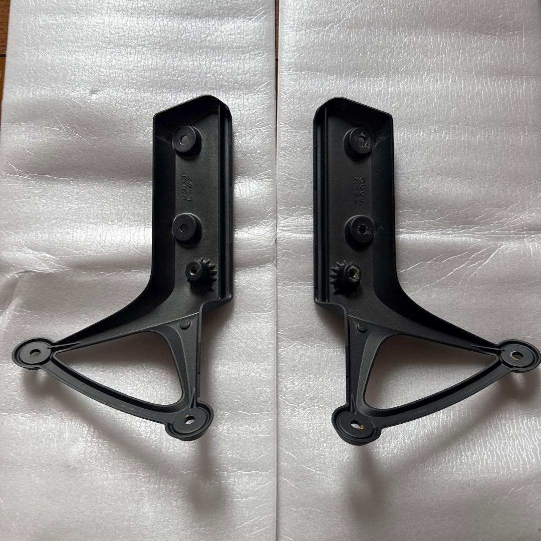 カワサキZ900RS フロントフェンダーアーム　ブラック　新品同様　左右セット