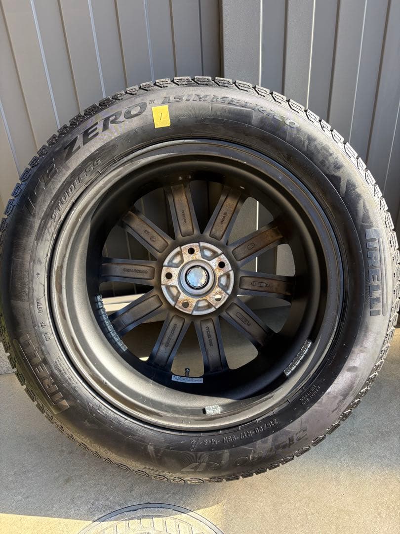 Pirelli 215/60 R17 スタッドレスタイヤホイールセット