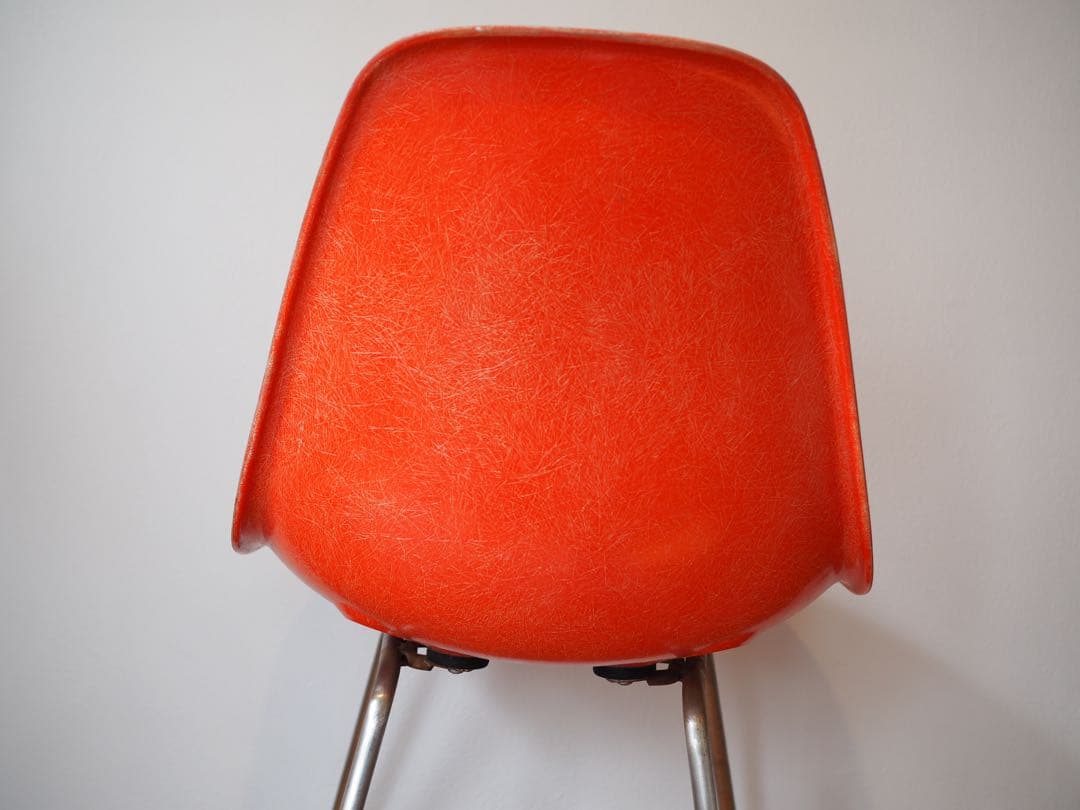 イームズ　ハーマンミラー　シェルチェア