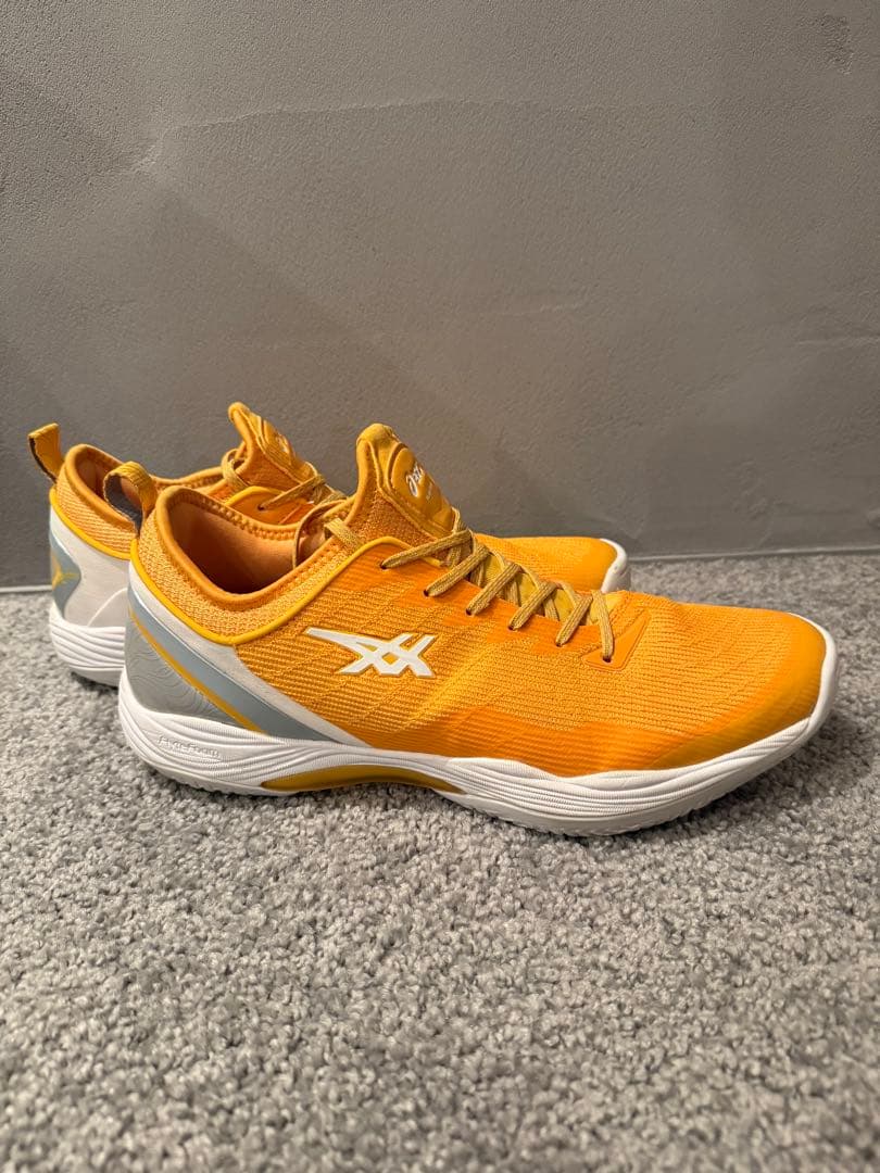 ASICS バスケットグライドノヴァ　グライドノヴァff2 GLIDENOVA