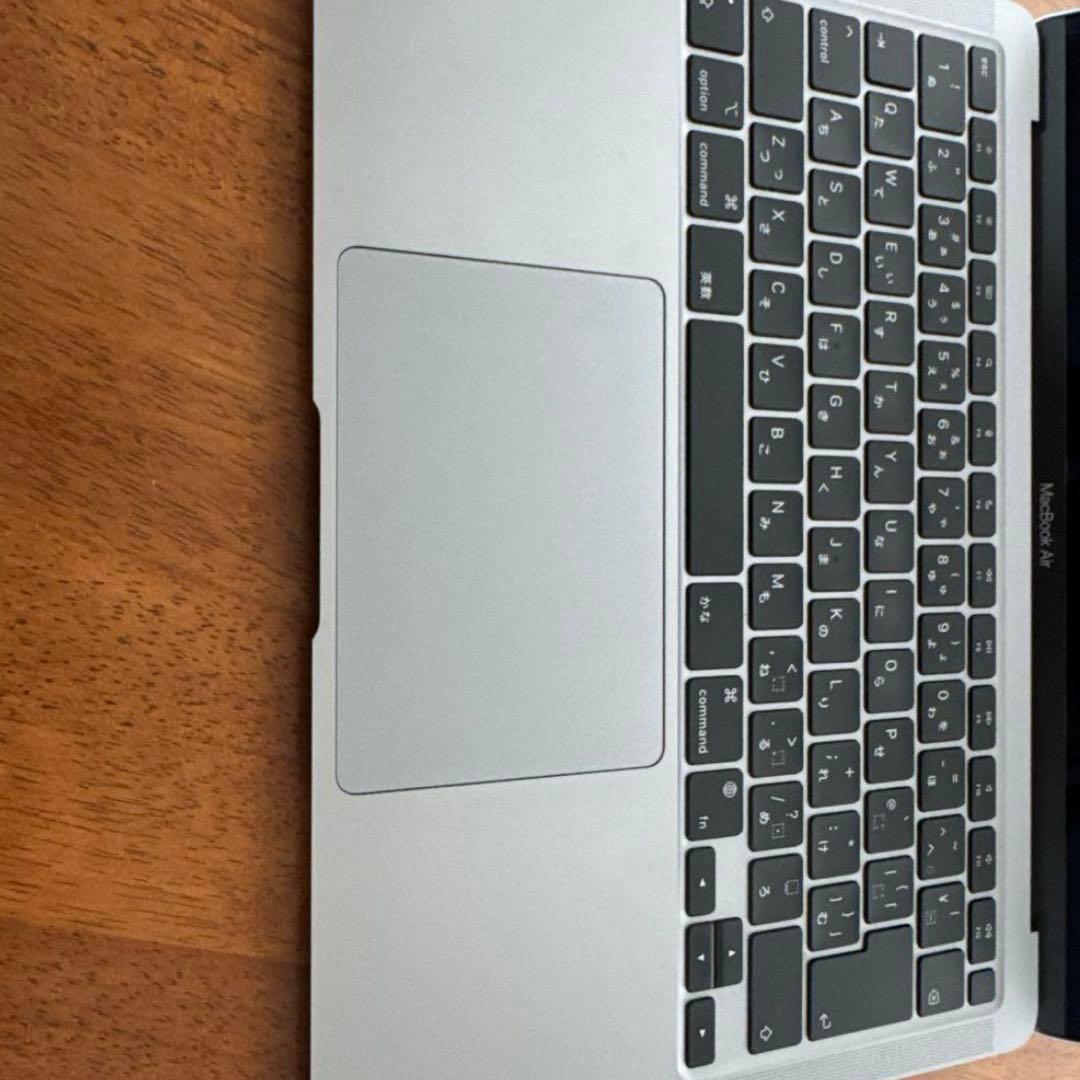 【美品】MacBook Air M1 (★キーボードカバー＆ケースカバー付き)