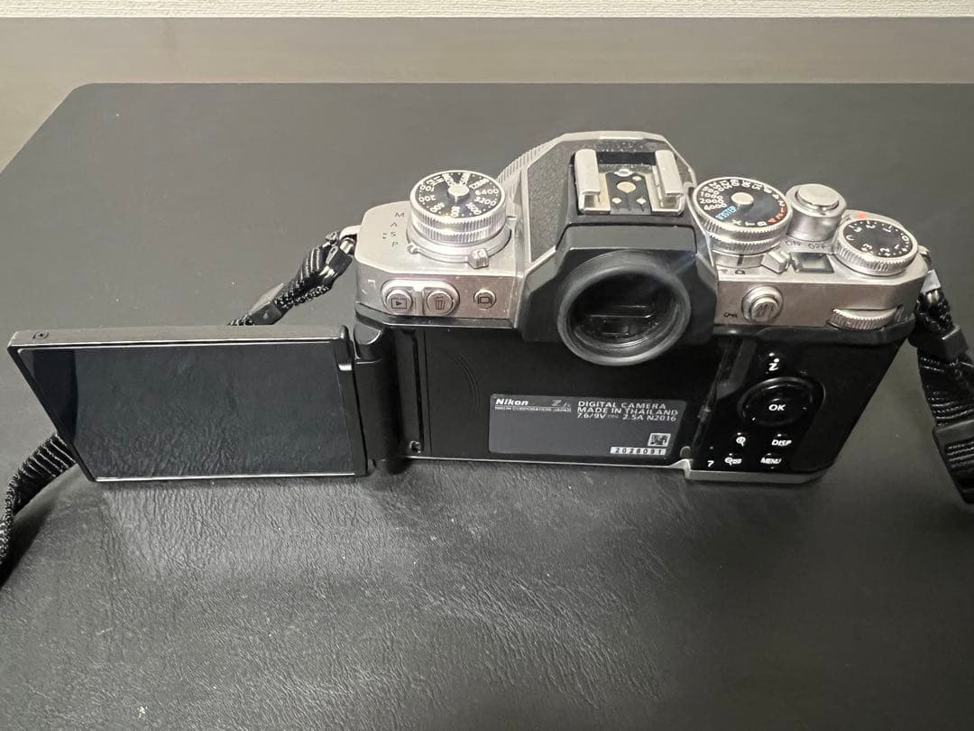 Nikon Zfc DX16-50mm VR SL レンズキット