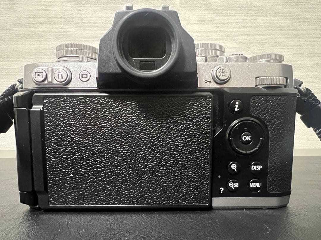 Nikon Zfc DX16-50mm VR SL レンズキット