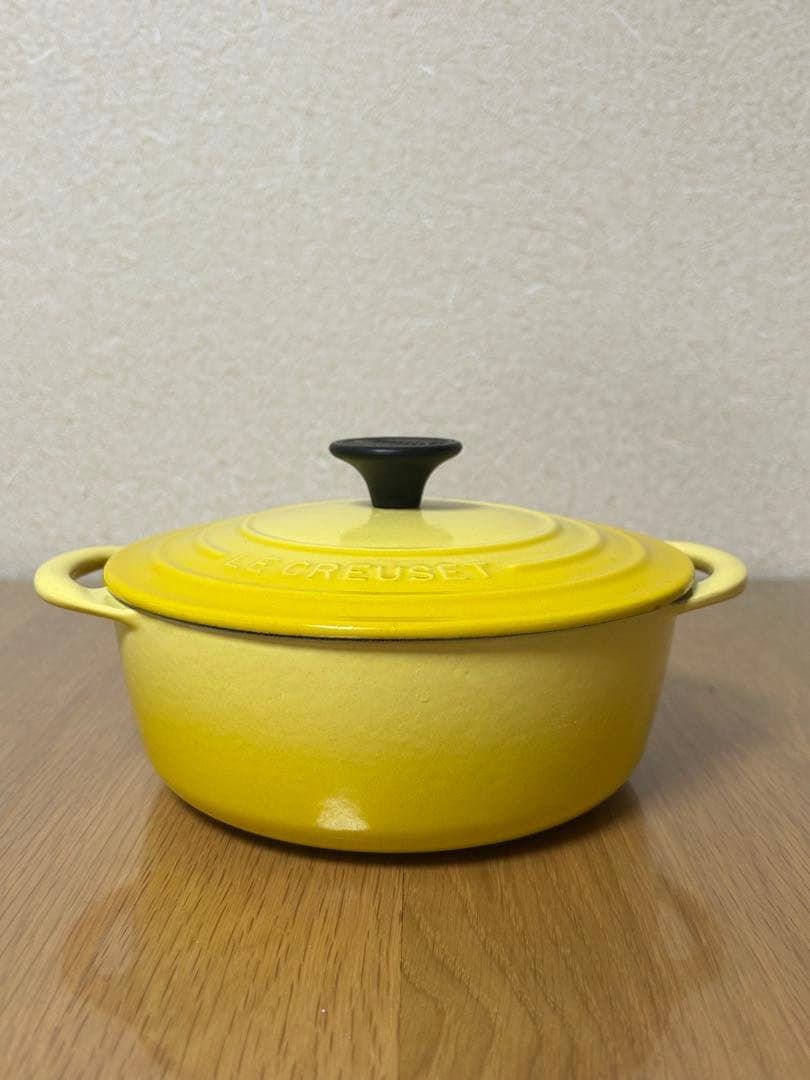 Chieko様 LE CREUSET ル・クルーゼ　18センチ　両手鍋　イエロー