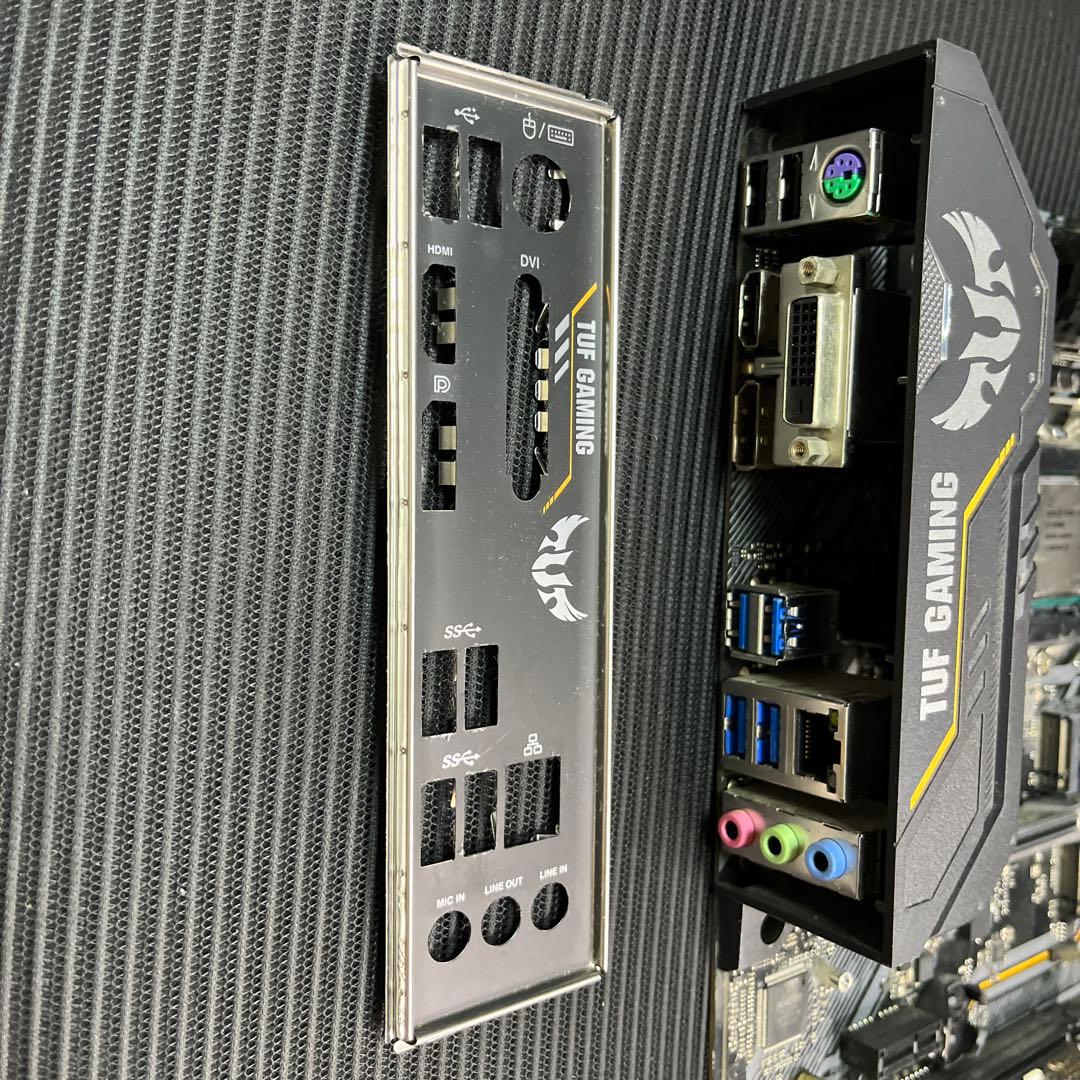 マザーボード b460m plus+core i7 10700F