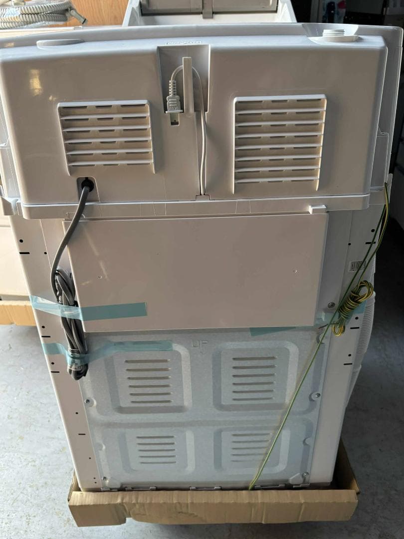 SHARPタテ型洗濯乾燥機 8kg ES-TX8J-W 2025年製 ほぼ未使用