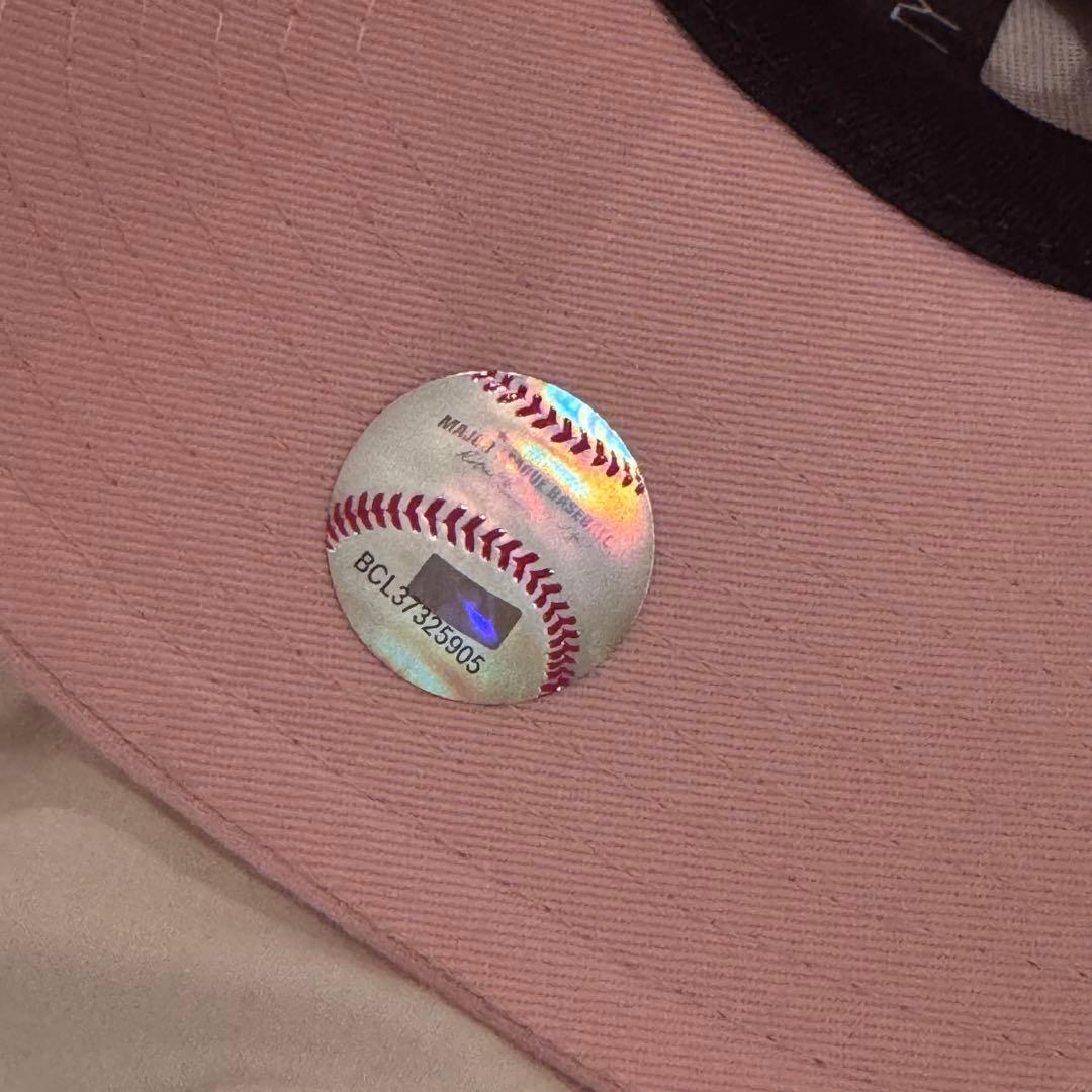 【新品】ニューエラ ラインストーン ニューヨークヤンキース ピンク キャップ