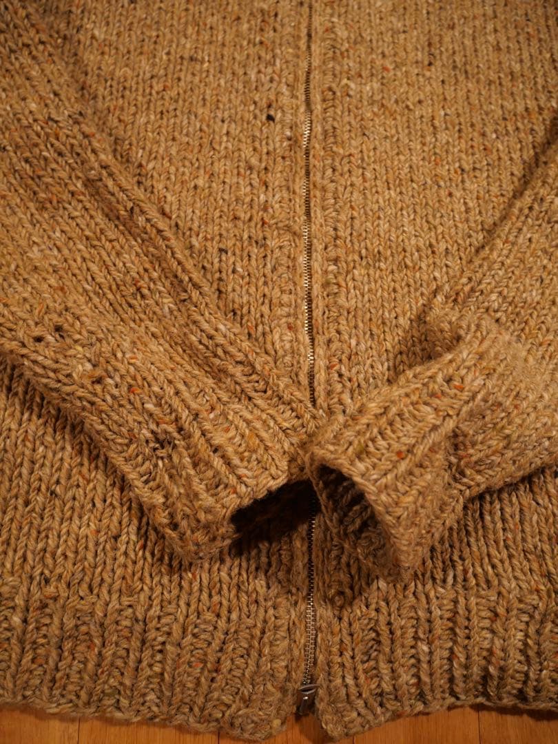 トップス PHIGVEL HAND-KNITTING ZIP SWEATER