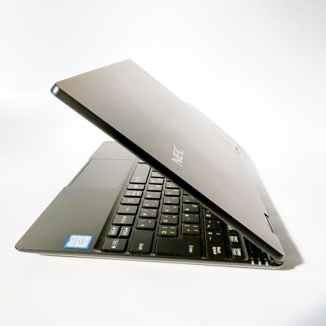 軽量薄型✨第8世代✨最新windows11✨すぐ使えるカメラ付A4ノートパソコン