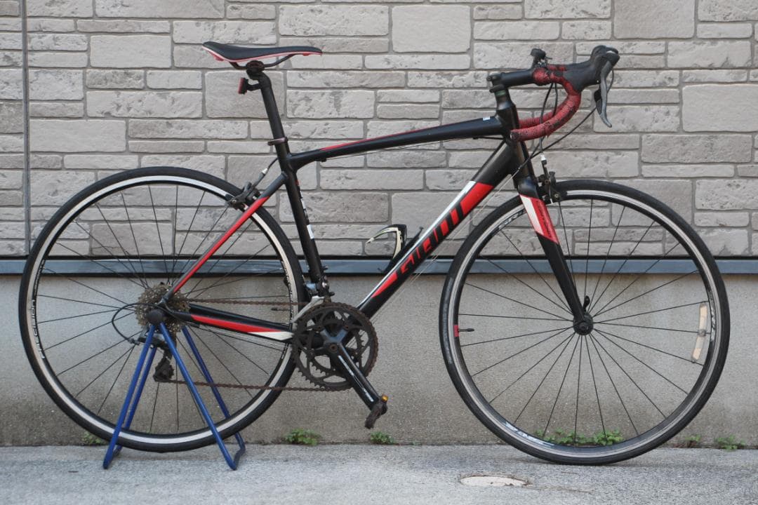 引き取り限定♪人気のGIANT♪CONTEND♪ロードバイク入門用にどうですか♪
