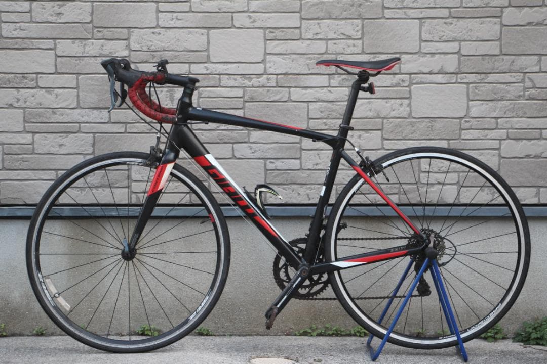 引き取り限定♪人気のGIANT♪CONTEND♪ロードバイク入門用にどうですか♪