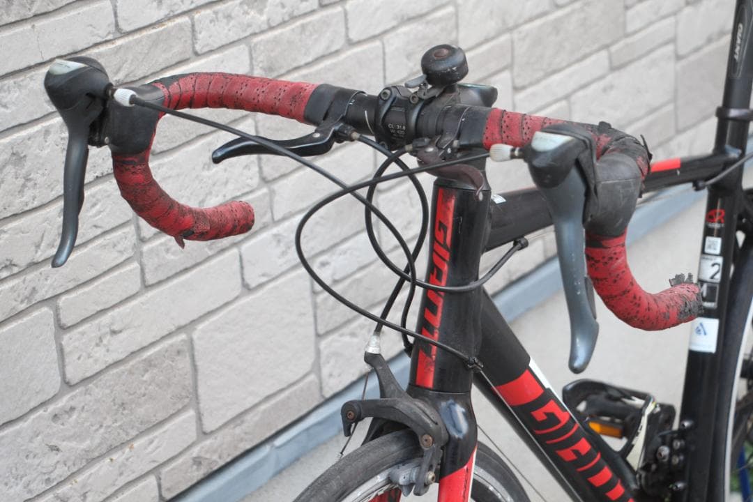 引き取り限定♪人気のGIANT♪CONTEND♪ロードバイク入門用にどうですか♪