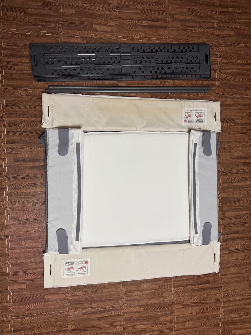 アップリカ　ココネルエアープラスAB ベビーベッド　グレー