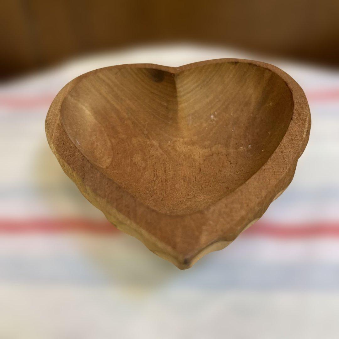 さくぱる様おまとめ2点専用出品（ハンドメイド木製手彫ハートのプレート他1点）