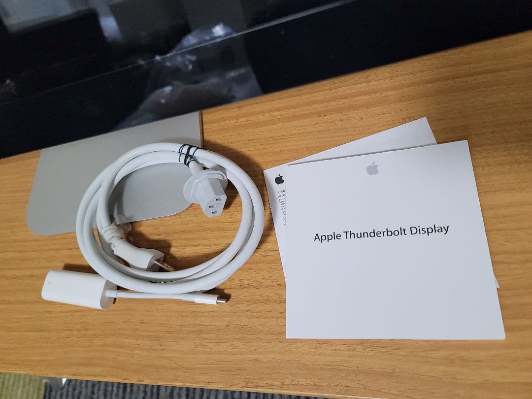 美品 Apple ThunderboltDisplay 27インチA1407