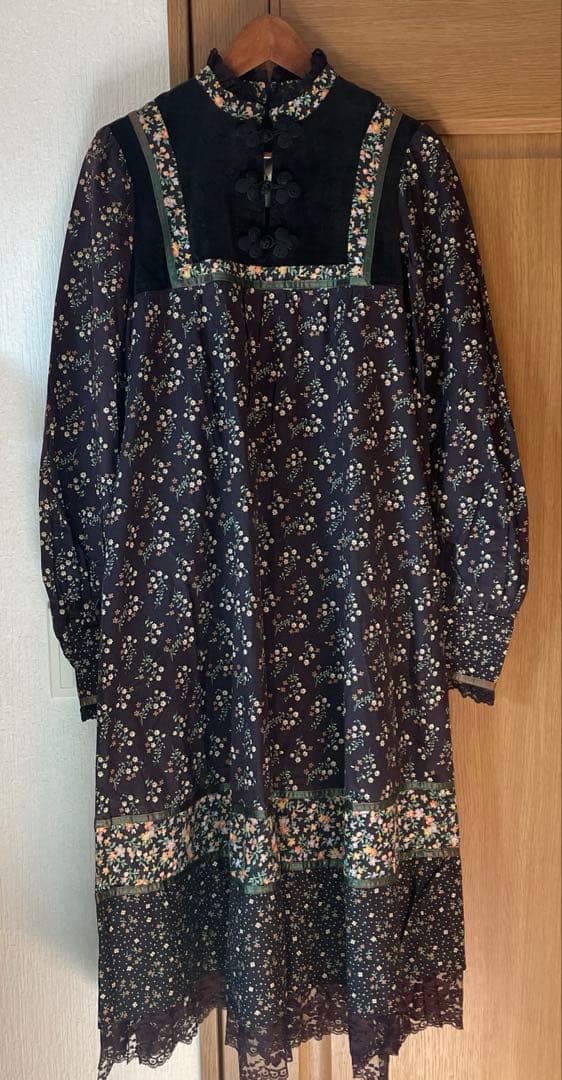 gunnesax 花柄ベロアワンピース