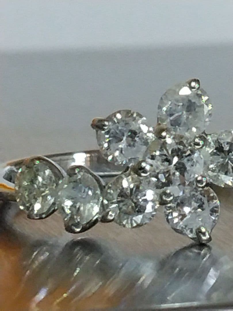 【ご奉仕】Pt900天然ダイヤモンド大粒1.00CTデザインフラワーリング