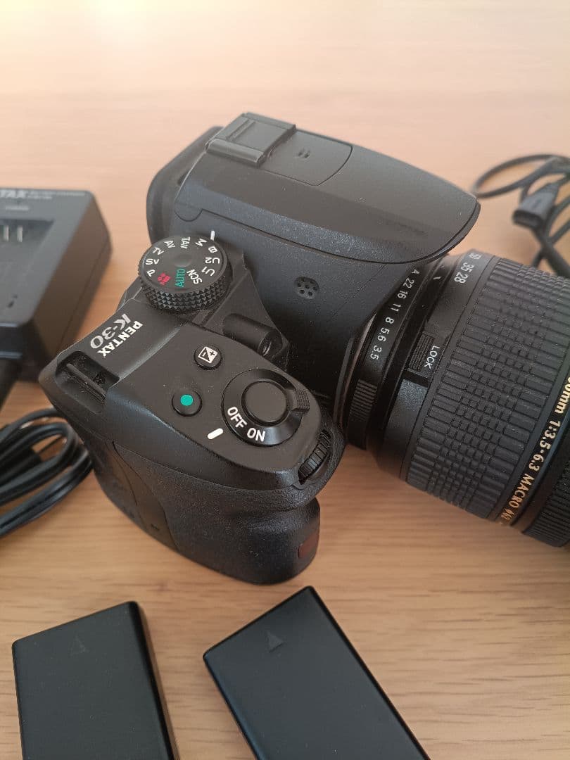 PENTAX K-30 バッテリ2個 レンズ３本