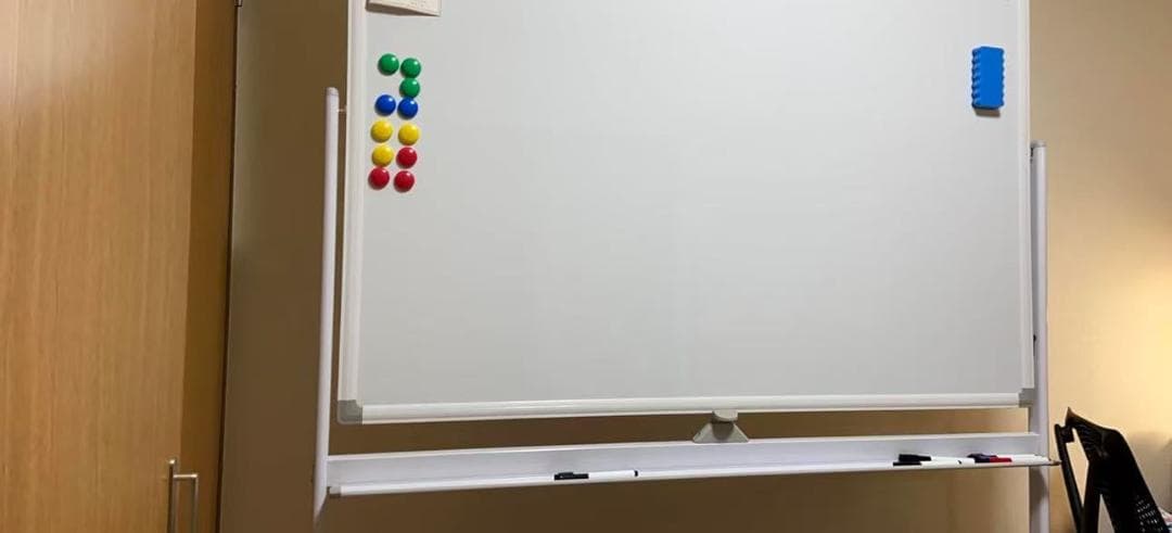 中古美品　ホワイトボード 1200×900mm 白