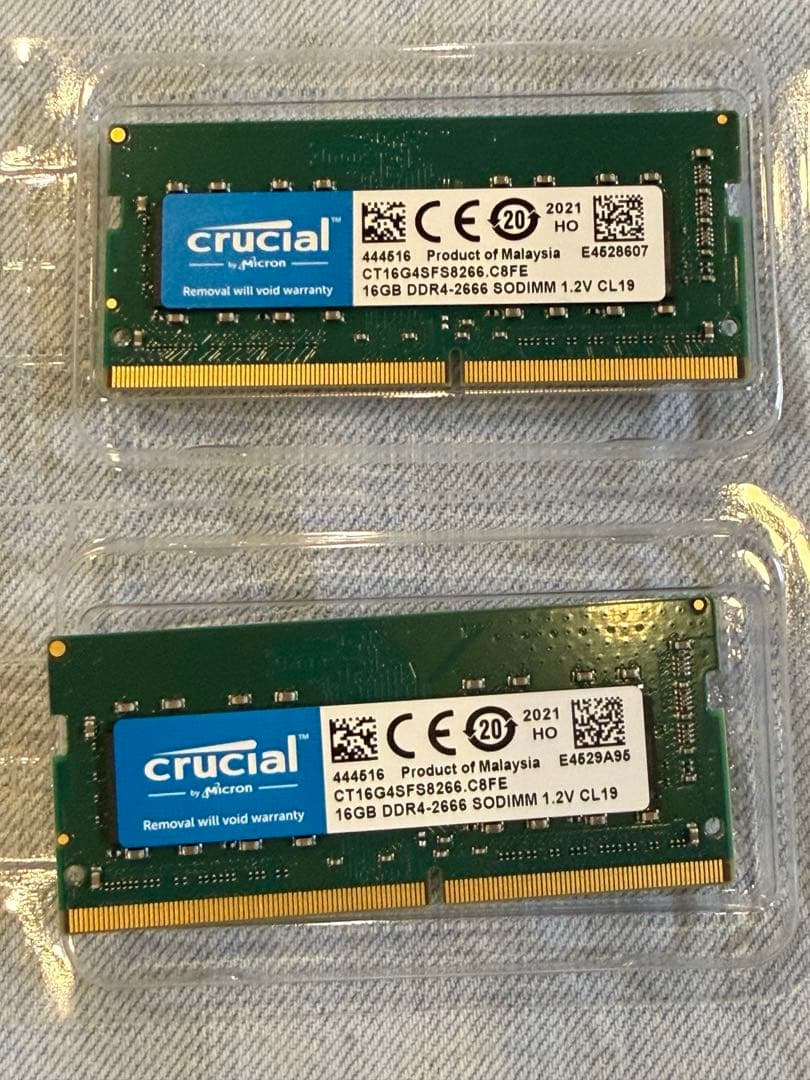 Crucial 32GB(16GB×2枚) DDR4メモリー
