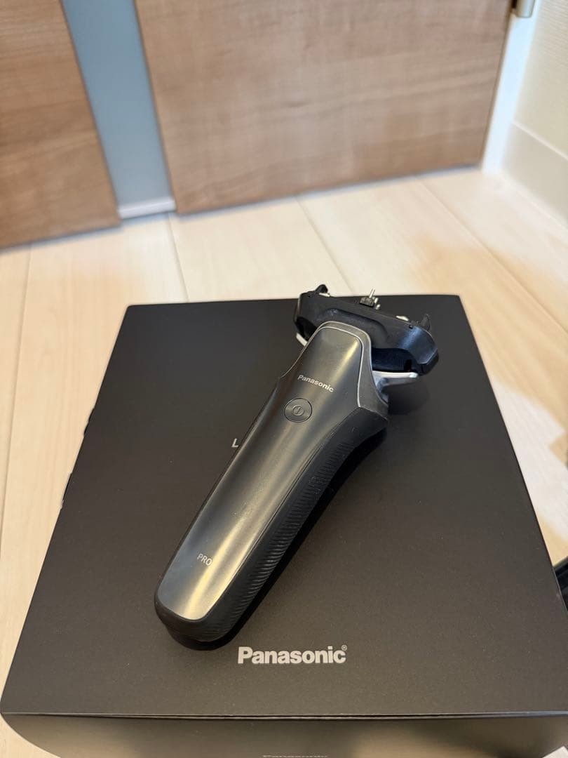 Panasonic ラムダッシュPRO ６枚刃 ES-LS9CX