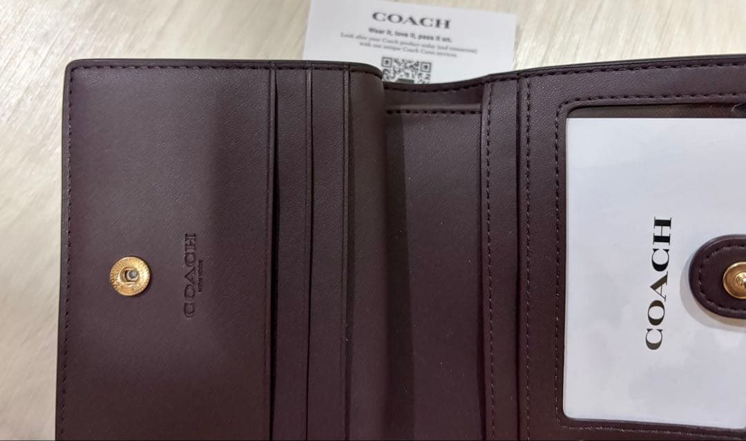 COACH コーチ　財布　二つ折り財布　折財布　新品　未使用
