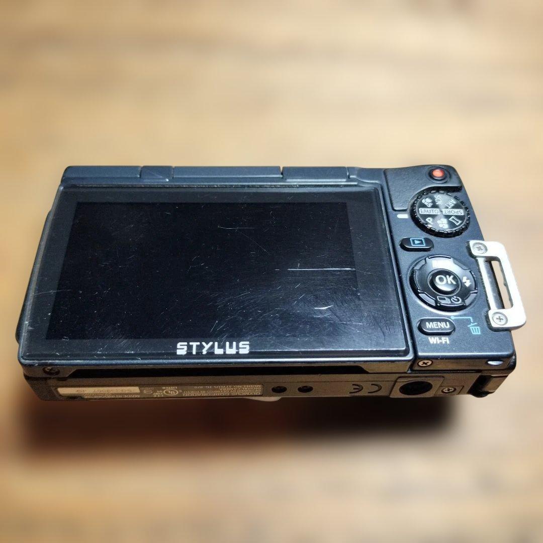 OLYMPUS STYLUS TG-870 Tough デジカメ