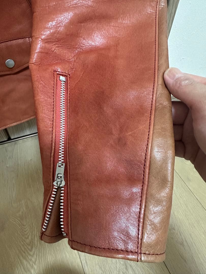 ライダースジャケット　レザー