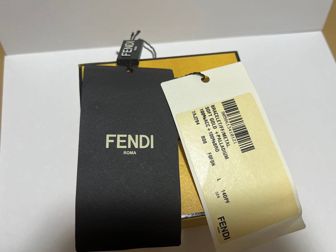 【美品】【最終値下げ】FENDI FF ロゴ　ブレスレット　シルバー　Lサイズ