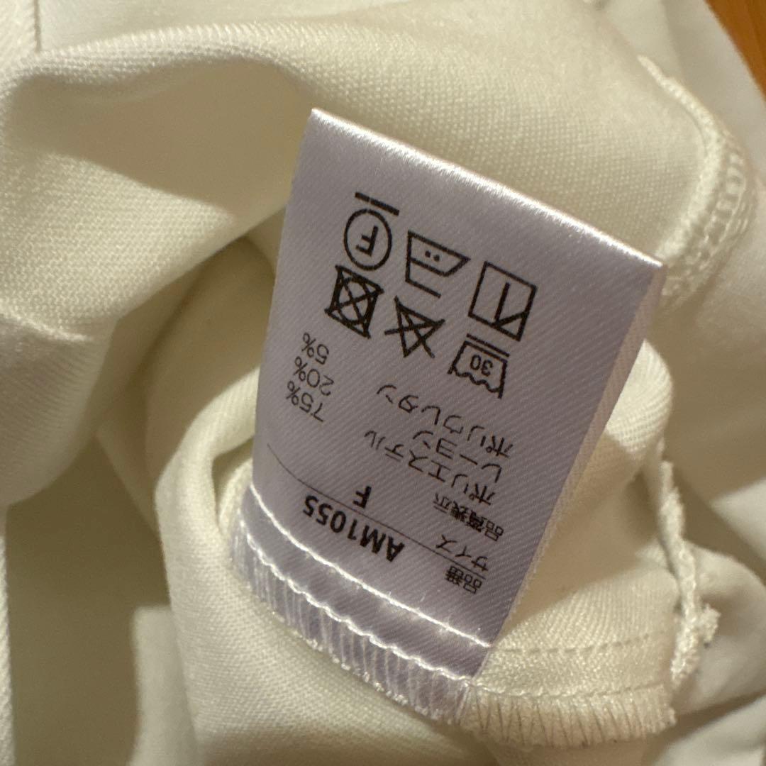 黒と白のVネック長袖ミニワンピース　andmary