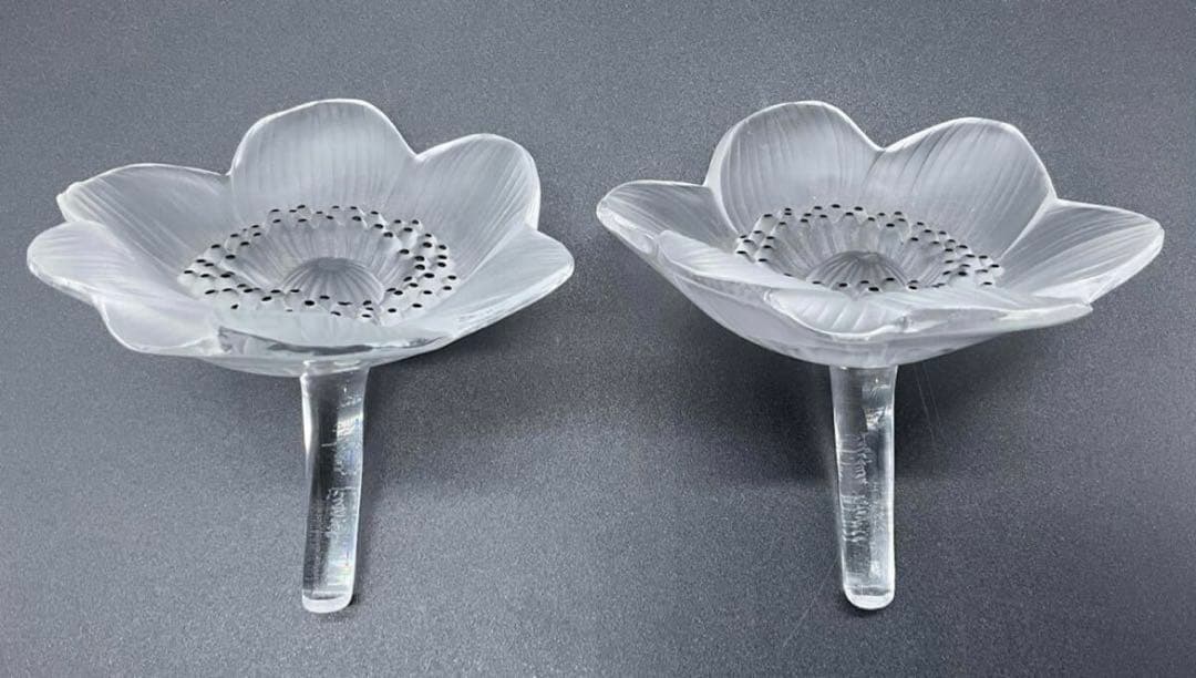 ペア 2つセット ルネ ラリック ペーパーウェイト ガラス細工 アネモネ