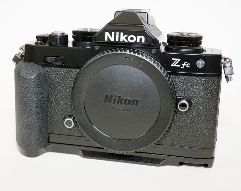 Nikon ミラーレス一眼　Zｆｃ