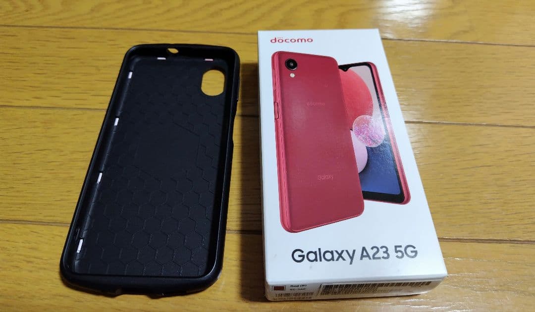 【ほぼ未使用】ドコモ GalaxyA23 5G レッド スマホカバー付き