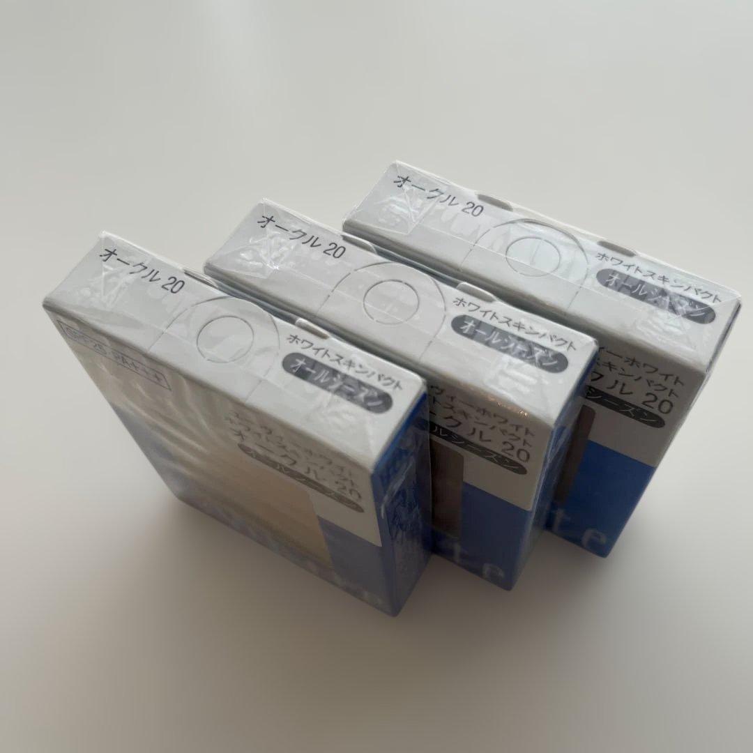 生産終了品　資生堂 UV White ホワイトスキンパクト＊オークル20＊