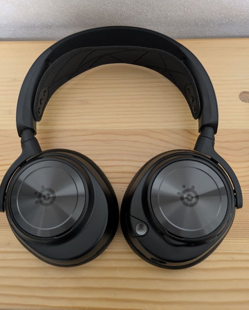 ヘッドホン SteelSeries Arctis nova Pro Wireless