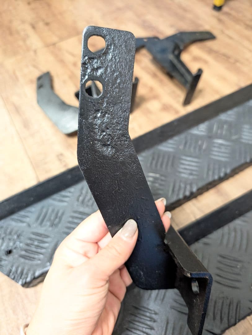 ハートランド デリカD:5用 サイドステップ 片側のみ