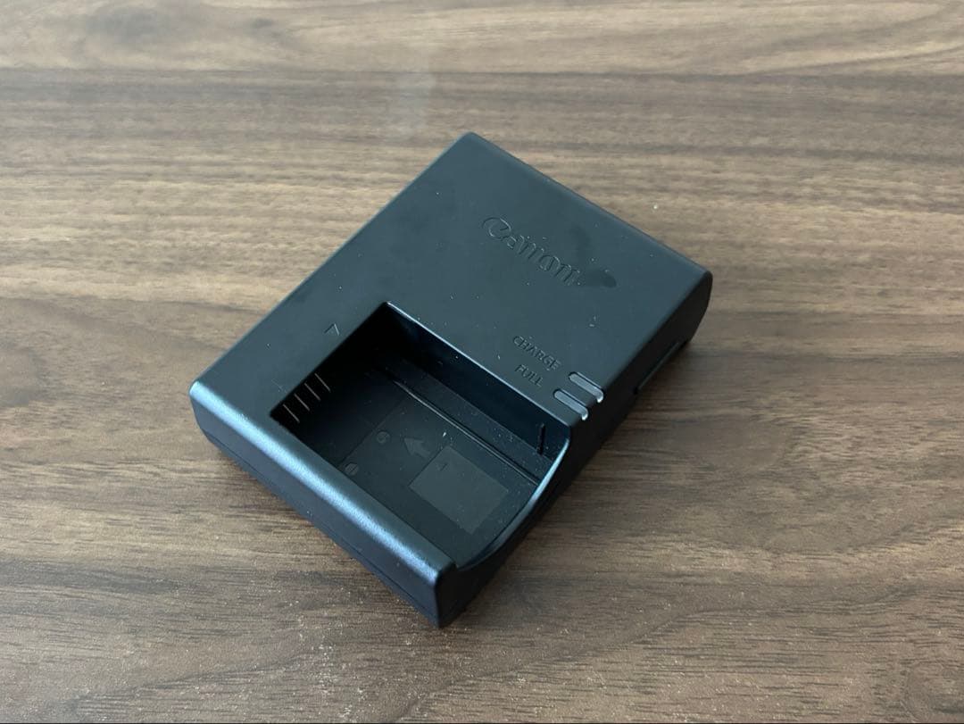 【Canon】 EOS Kiss X9