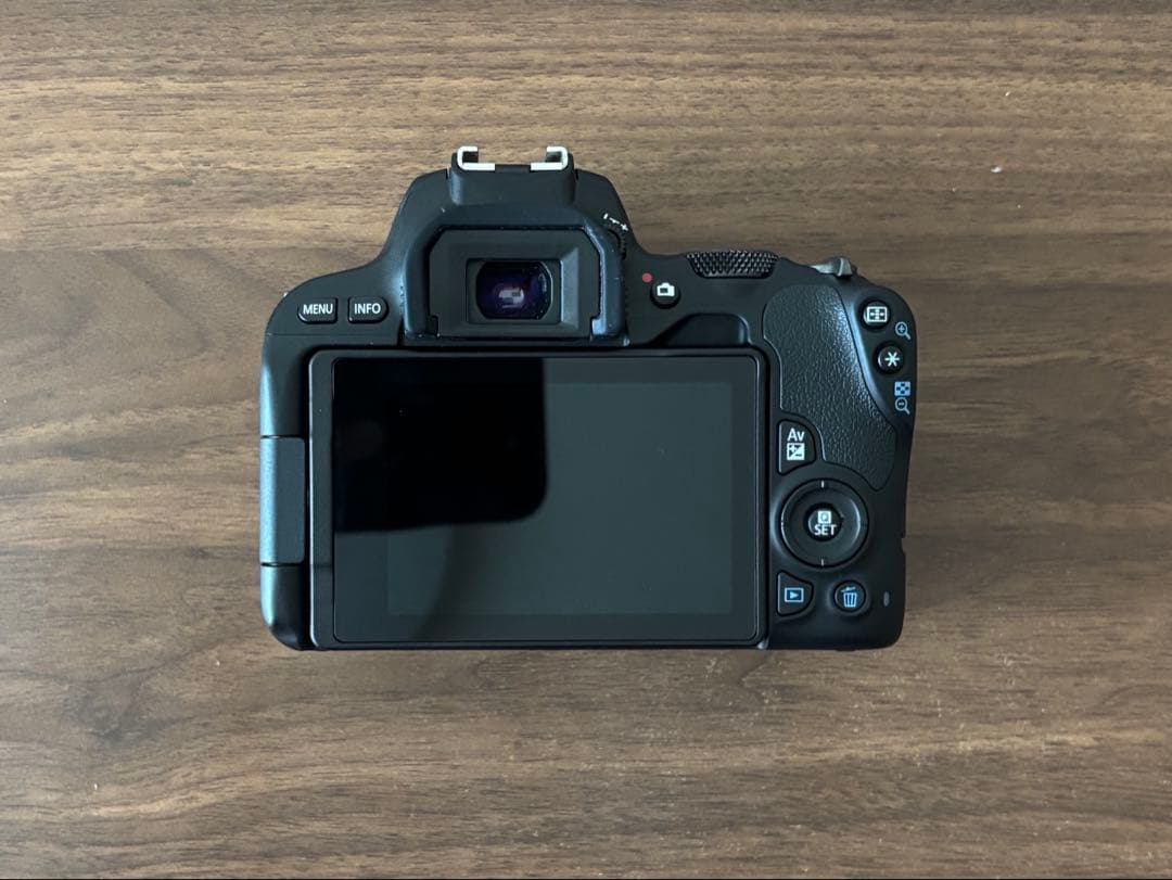 【Canon】 EOS Kiss X9