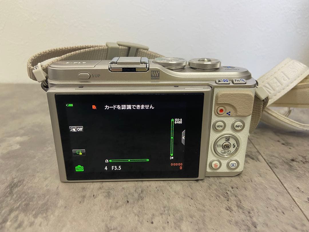 ＋OLYMPUS PEN E-PL9 デジカメ