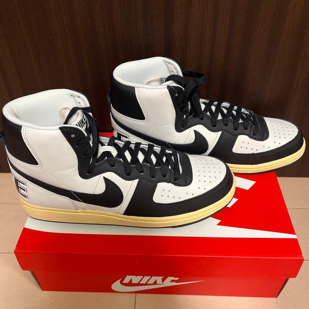 ミ*ス様 NIKE ターミネーターPRM