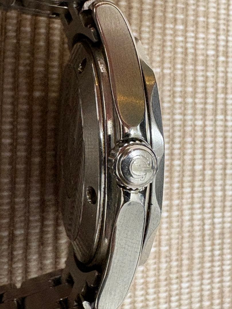 か*ん様 オメガ•シーマスター プロフェッショナル 300M•クォーツジャンク品