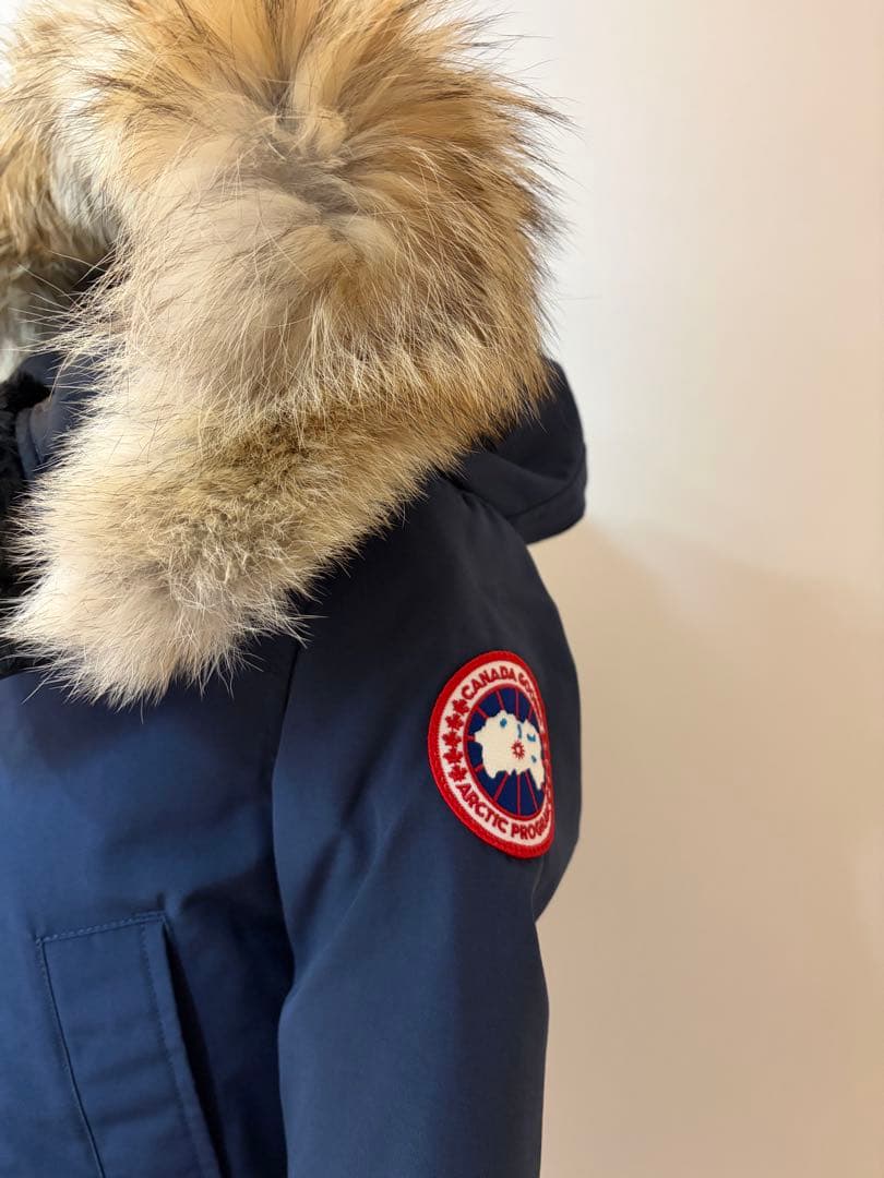 カナダグース ネイビー （紺）ダウンジャケット