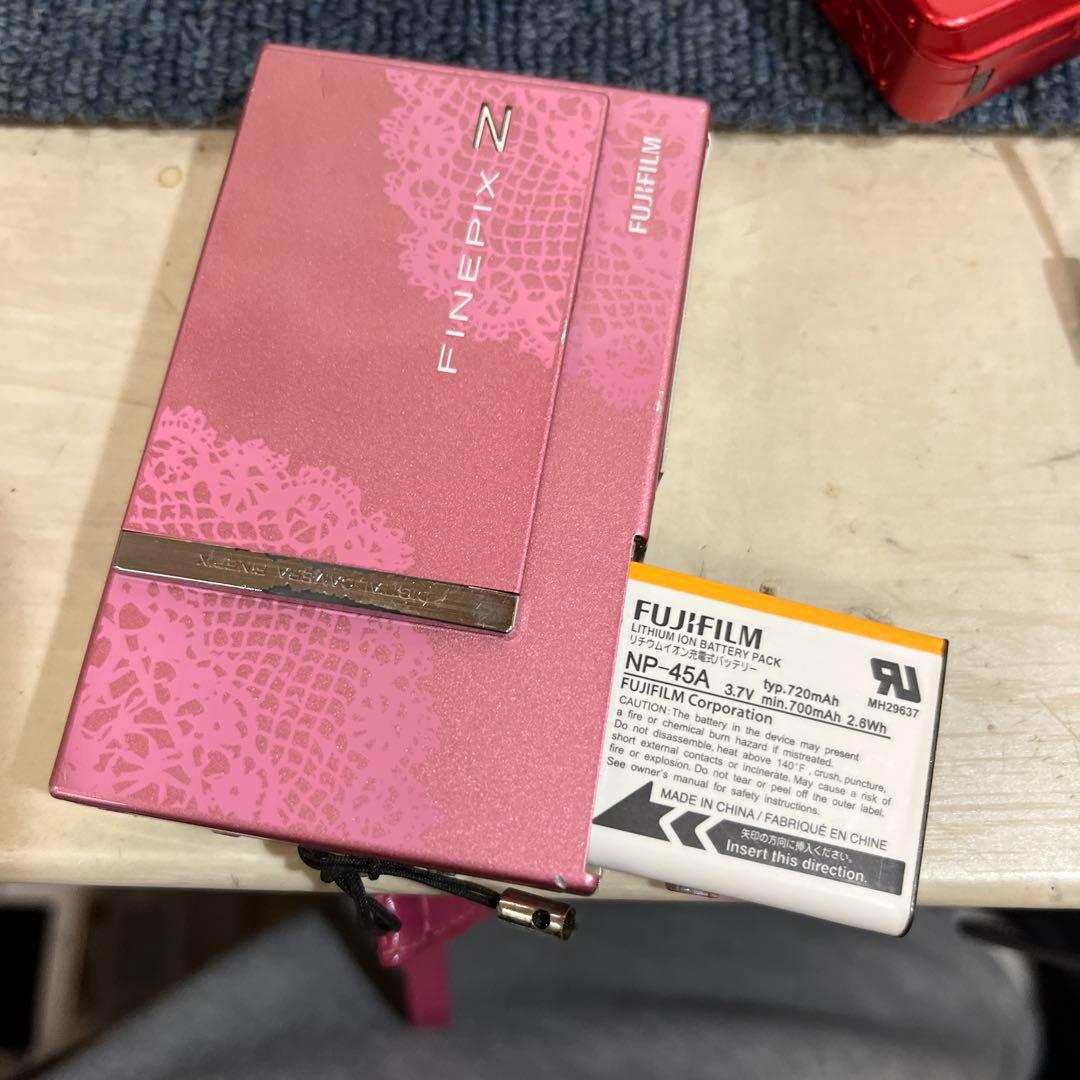 デジカメ　FUJIFILM　FinePix Z250fd 富士フイルム