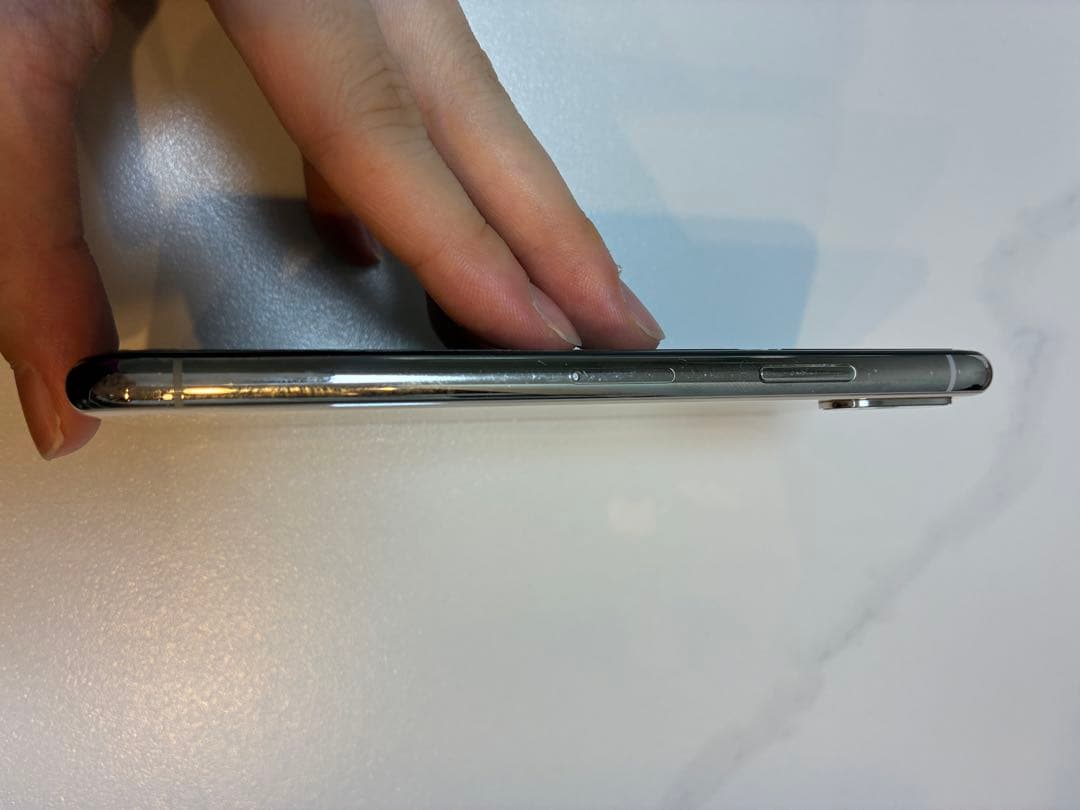 【美品・動作不良なし】Apple iPhone X シルバー 本体