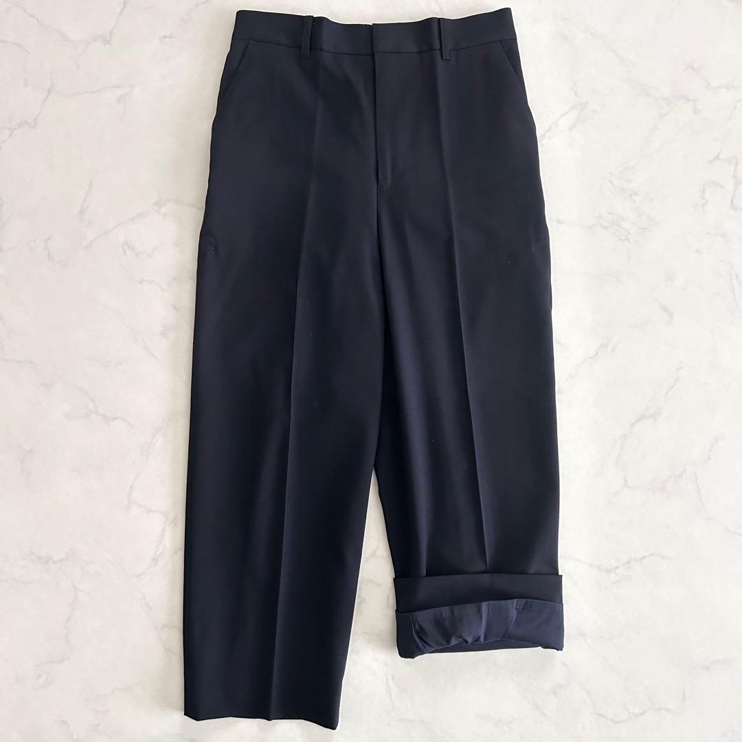 さ*く様 美品 ノーカラーパンツスーツ 洗えるセットアップ 紺 ネイビー M ワ