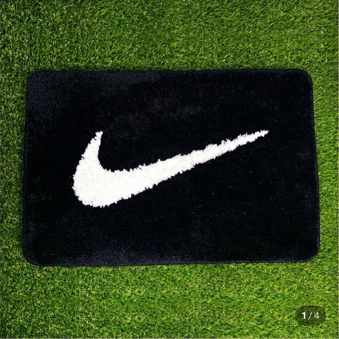 NIKE ロゴ ラグ カーペット