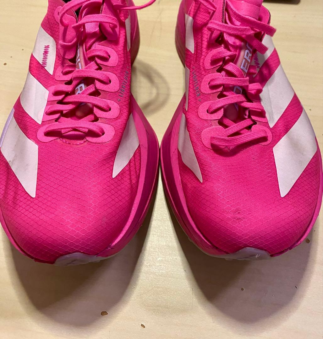 アディゼロ アディオス プロ 4 M　ランニングシューズ ピンクJP27.0