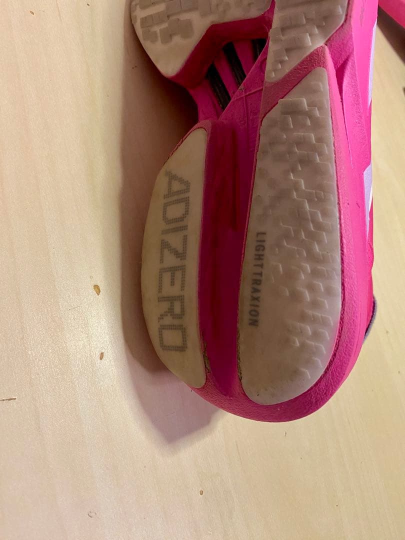 アディゼロ アディオス プロ 4 M　ランニングシューズ ピンクJP27.0