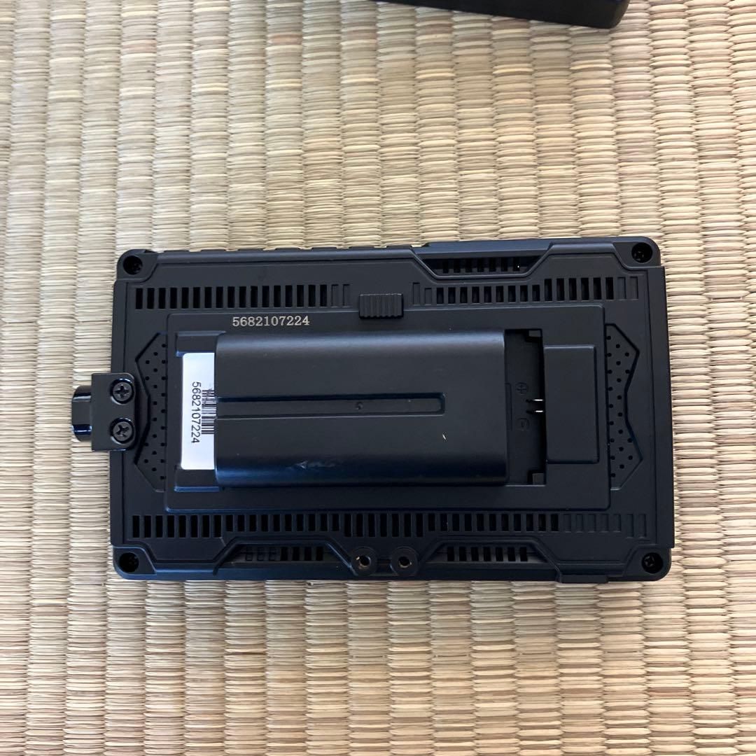 FEELWORLD FW568 バッテリー 付き