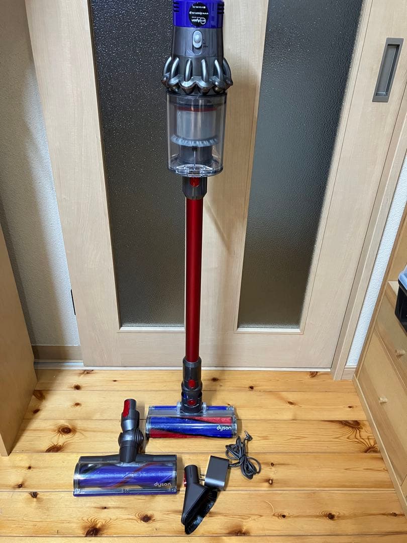 ダイソン Dyson V10（SV12） 動作品　付属あり